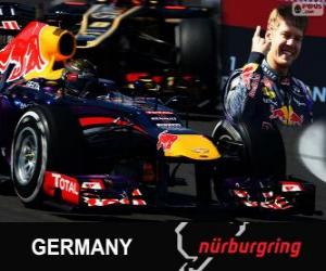 Puzzle Sebastian Vettel γιορτάζει τη νίκη του στο το Grand Prix Γερμανία 2013